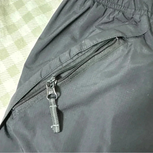 REI Size XL Unisex Black Athletic Zip Pockets Outdoor Hiking Windbreaker Pants - Picture 7 of 9
